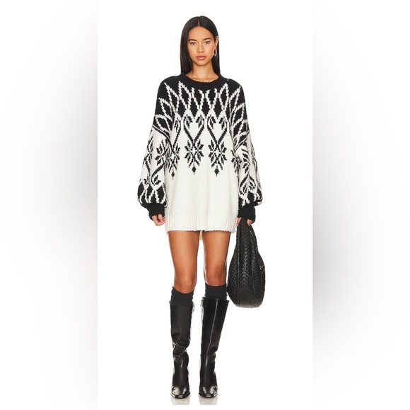 Free People Sweaters - Free People Fireside Tunic Sweater Black and White Long Sleeve Chic M